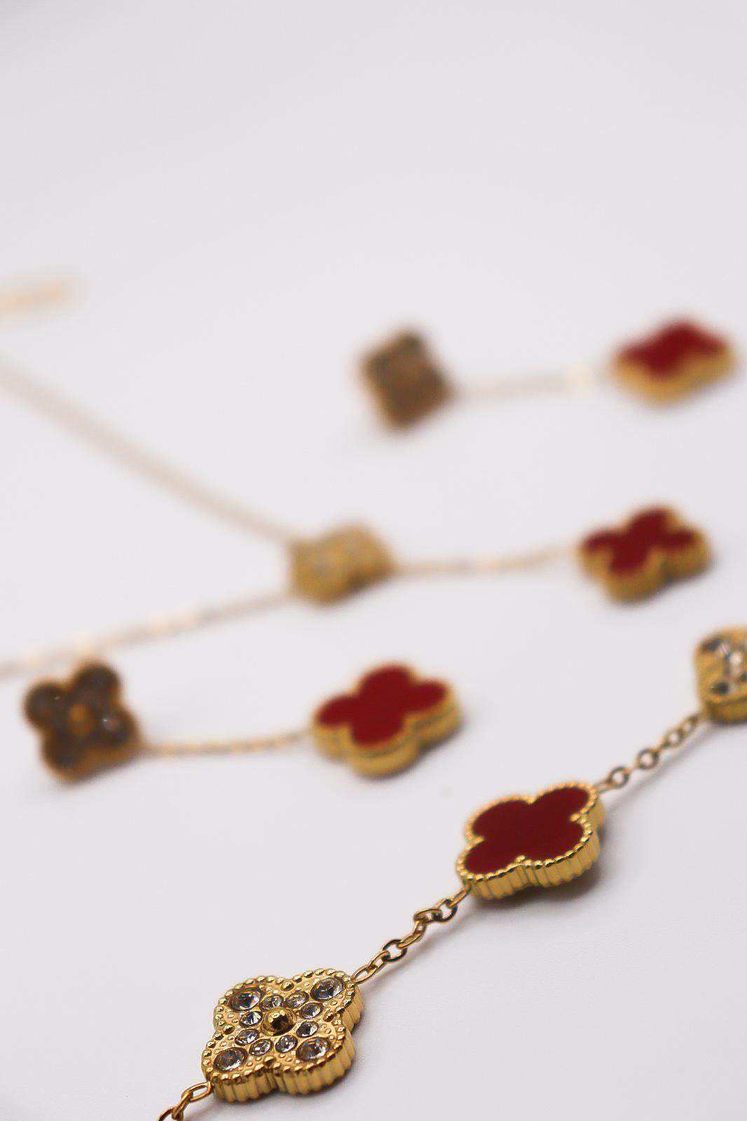 Red Clover sets-Inspired Jewelry Set – 18K Gold-Plated Clover (limited in stock‼️) (Without Bracelet)